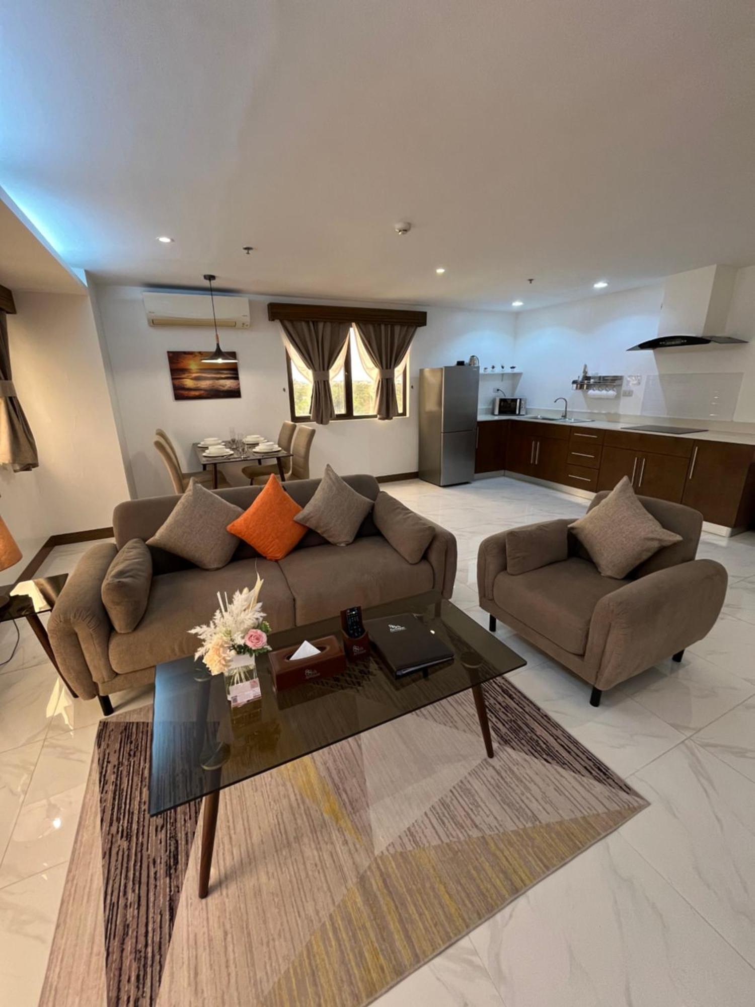 88Th Avenue Aparthotel Cebu Room photo